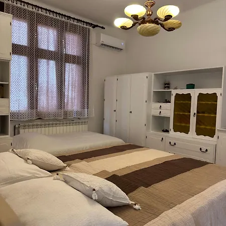 Rijad Apartment *